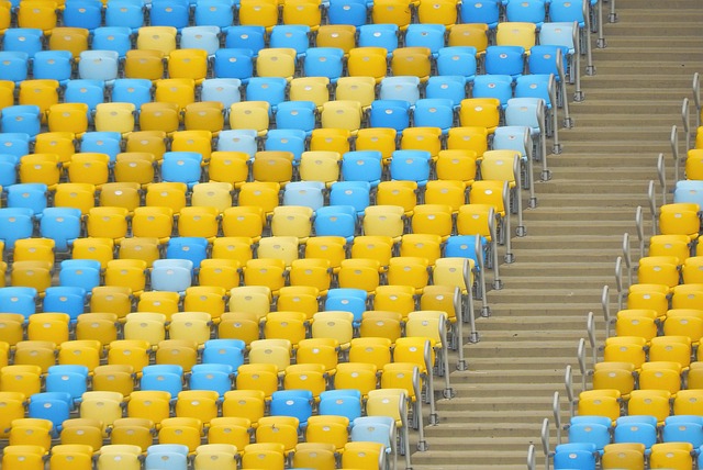 内马尔的收 内马尔的收